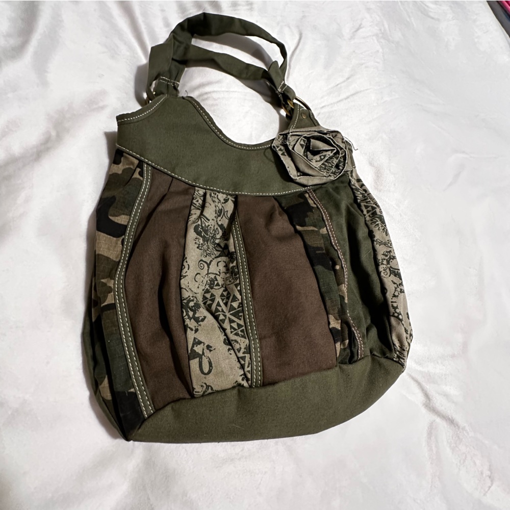 Woman’s Camouflage Purse Y2K Style Shoulder Bag
